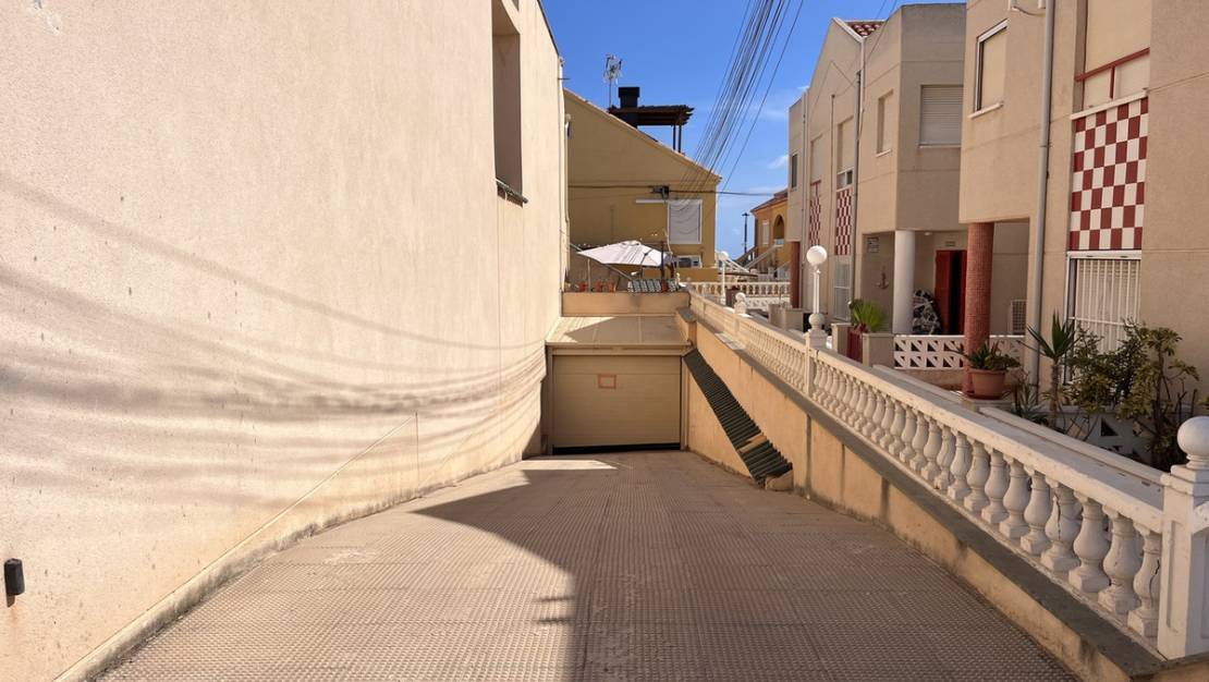Sale - Town House - Torrevieja - La Mata