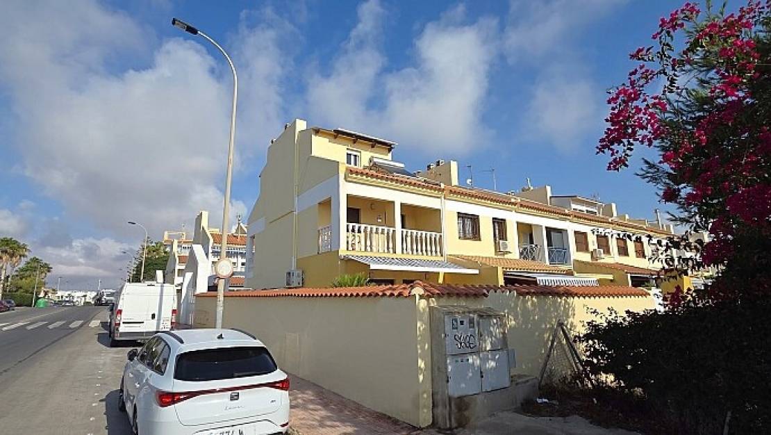 Sale - Town House - Torrevieja - La Mata