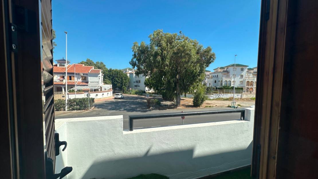 Sale - Town House - Torrevieja - La Mata