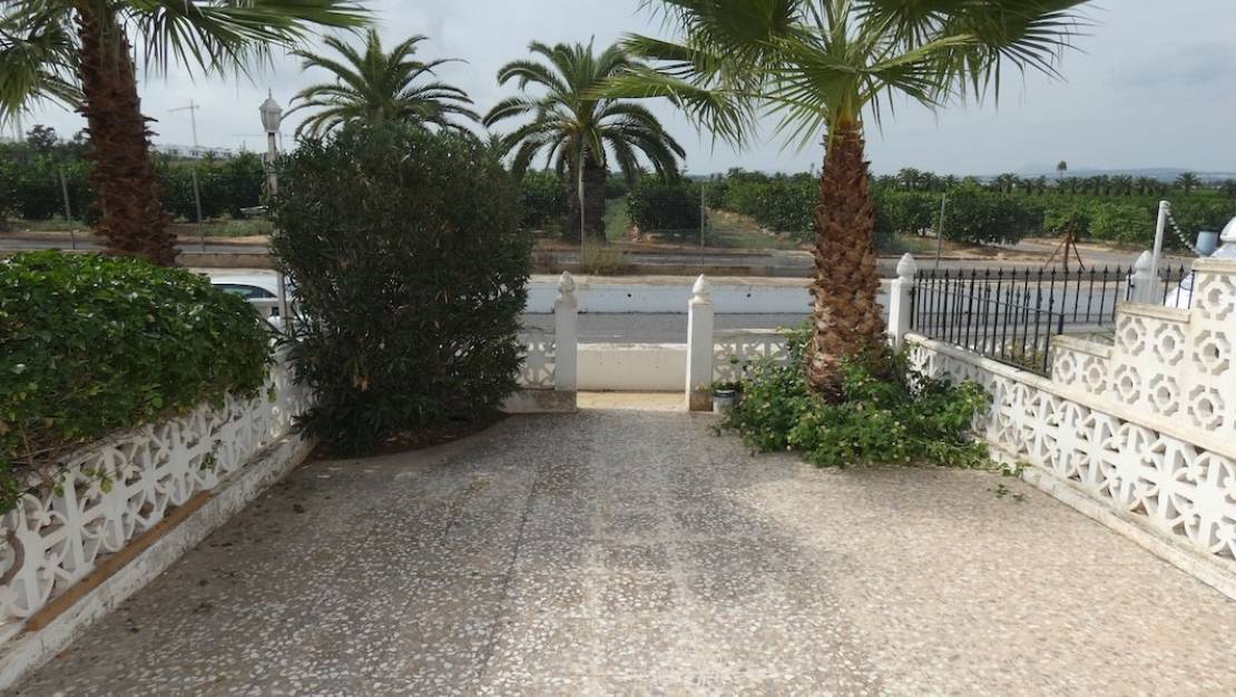 Sale - Town House - Torrevieja - Lago jardin
