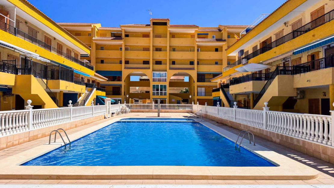 Sale - Town House - Torrevieja - Playa De La Mata