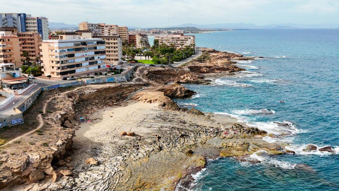 Sale - Town House - Torrevieja - Playa De La Mata