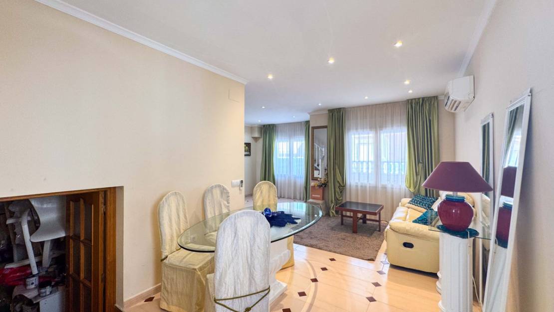 Sale - Town House - Torrevieja - Playa De La Mata