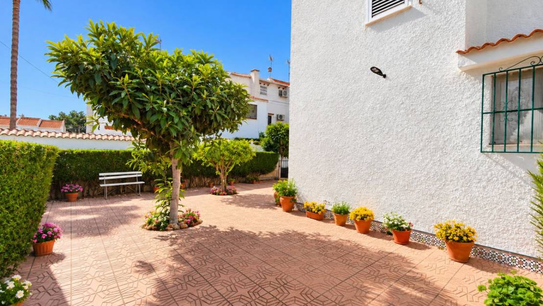 Sale - Town House - Torrevieja - Playa de los Locos