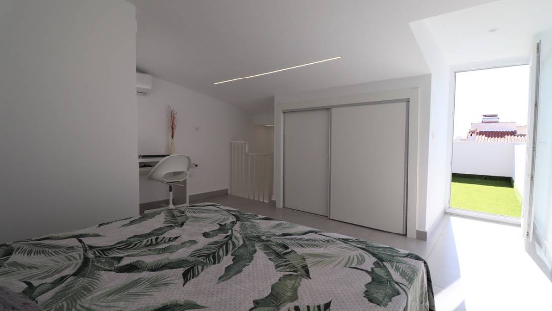Sale - Town House - Torrevieja - San Luis