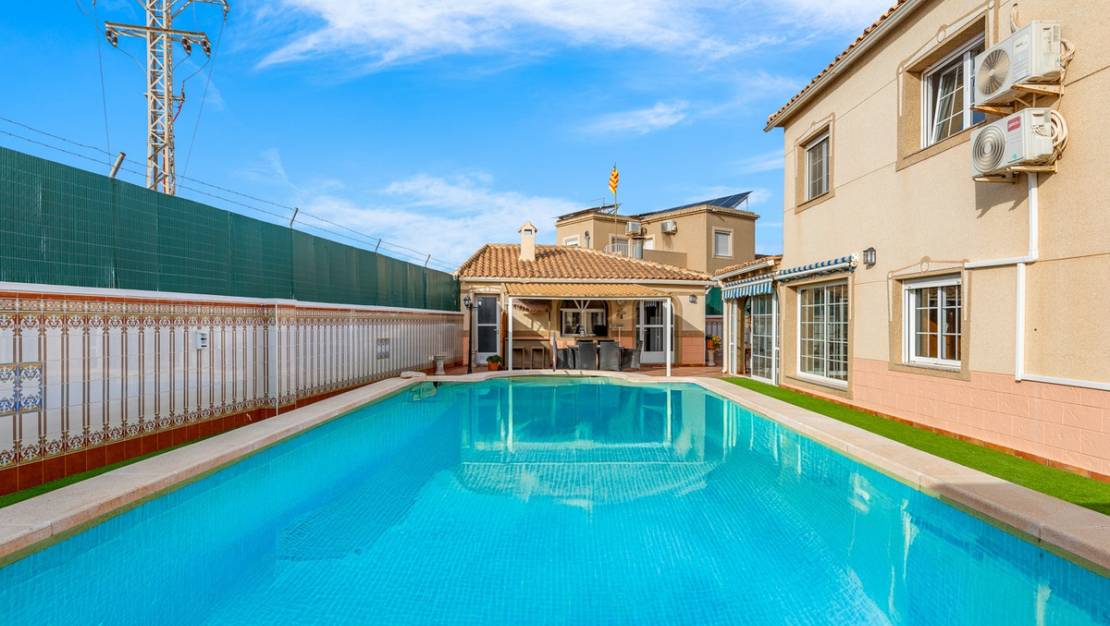 Sale - Town House - Torrevieja - Torrevieja Centro