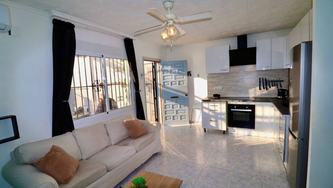 Sale - Town House - Torrevieja - Torrevieja Centro