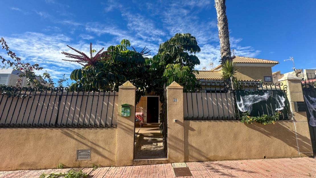 Sale - Town House - Torrevieja - Torrevieja Centro