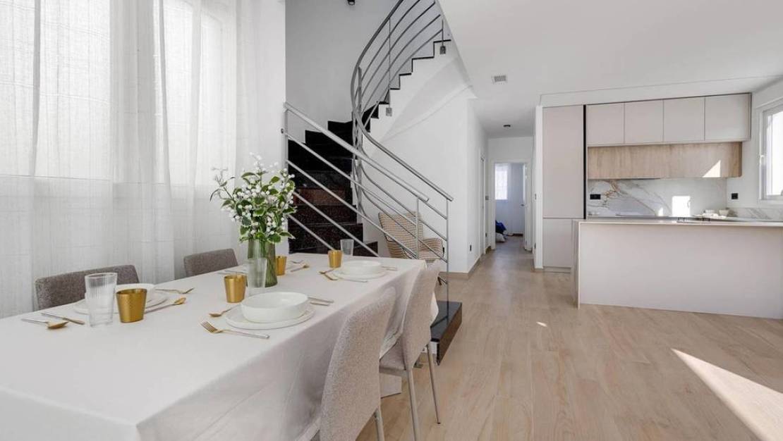 Sale - Town House - Torrevieja - Torrevieja Centro