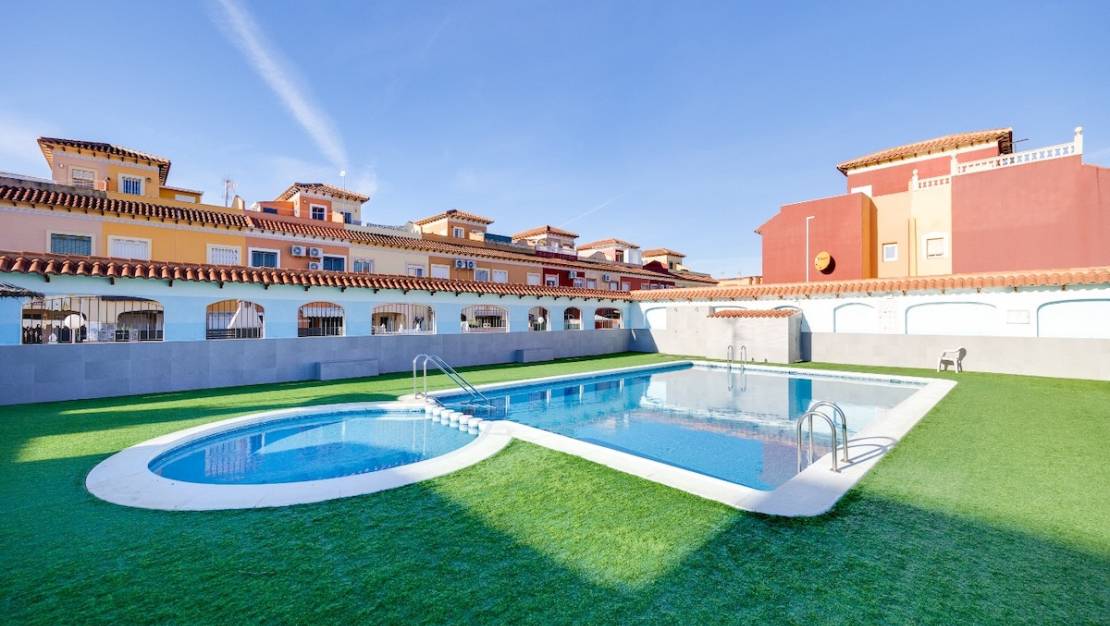 Sale - Town House - Torrevieja - Torrevieja Centro
