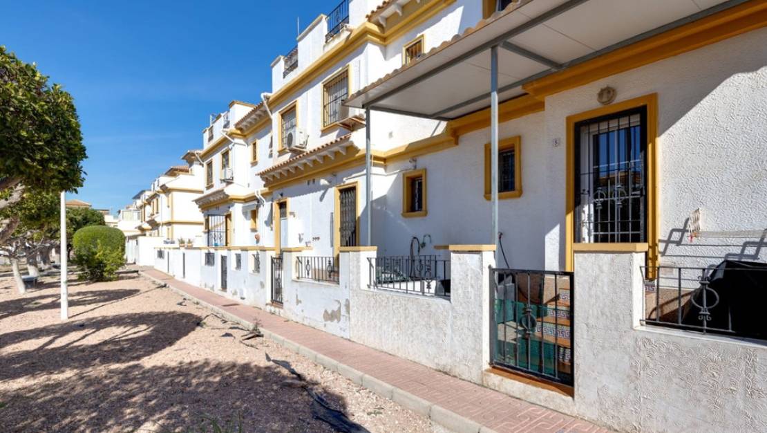 Sale - Town House - Torrevieja - Torrevieja Centro