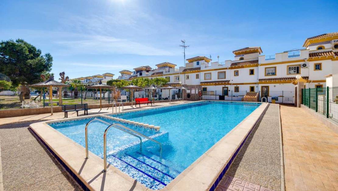Sale - Town House - Torrevieja - Torrevieja Centro