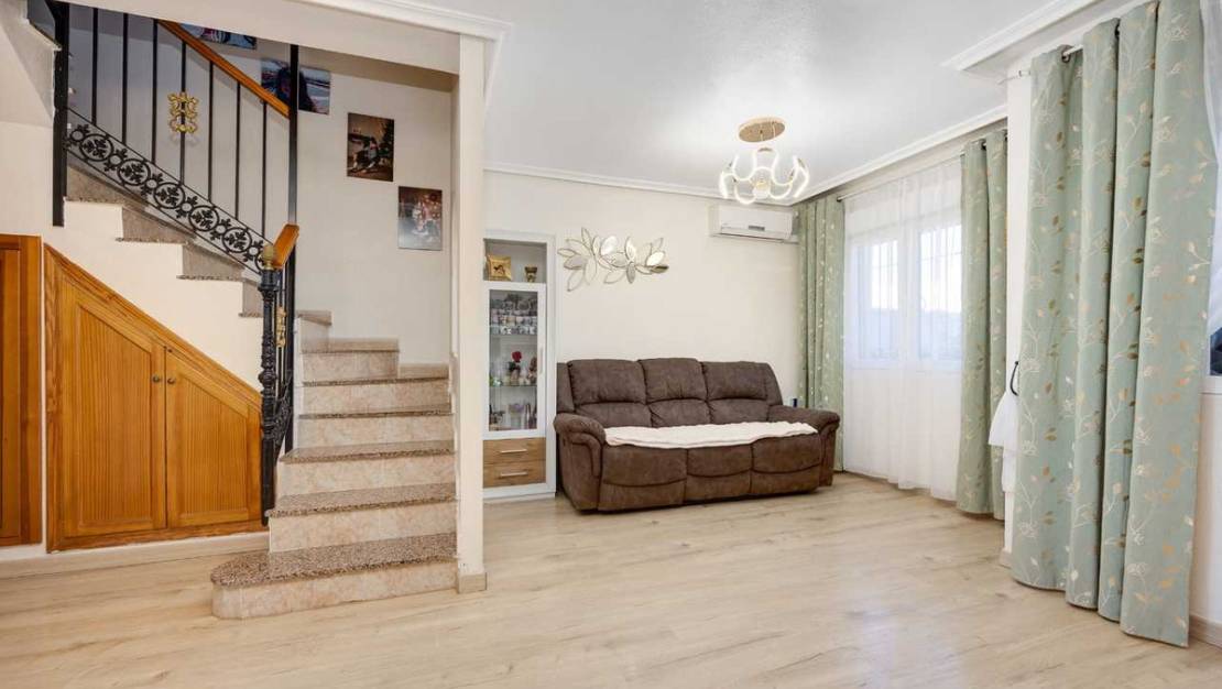 Sale - Town House - Torrevieja - Torrevieja Centro