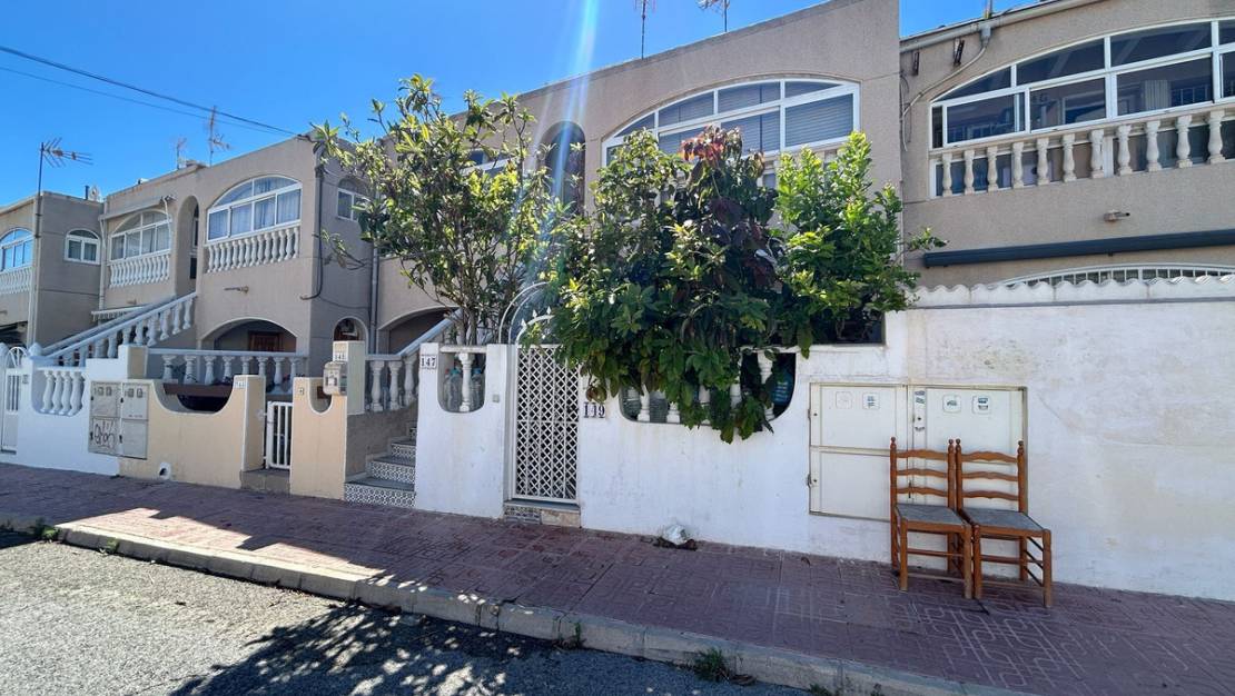 Sale - Town House - Torrevieja - Torrevieja Centro