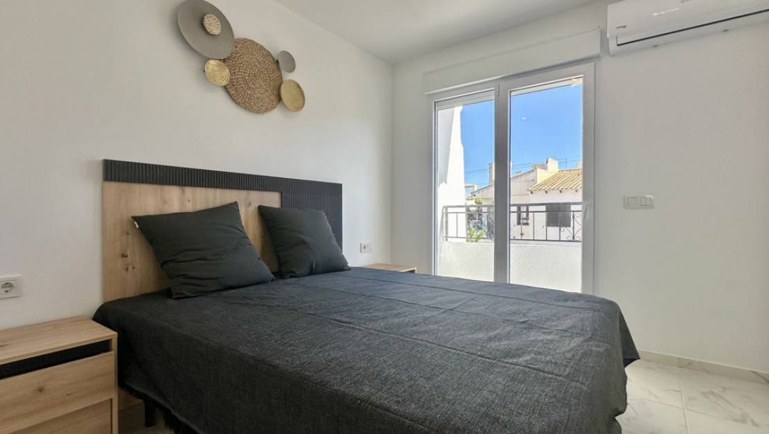 Sale - Town House - Torrevieja - Torrevieja Centro