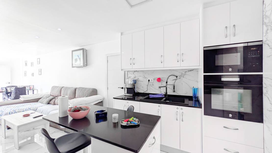Sale - Town House - Torrevieja - Torrevieja Centro