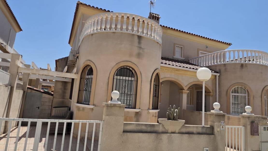 Sale - Town House - Torrevieja - Torrevieja Centro