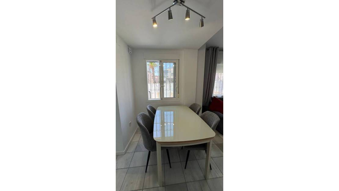 Sale - Town House - Torrevieja - Torrevieja Centro