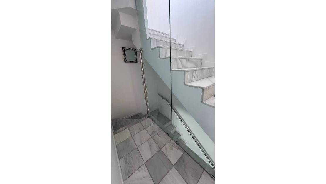 Sale - Town House - Torrevieja - Torrevieja Centro
