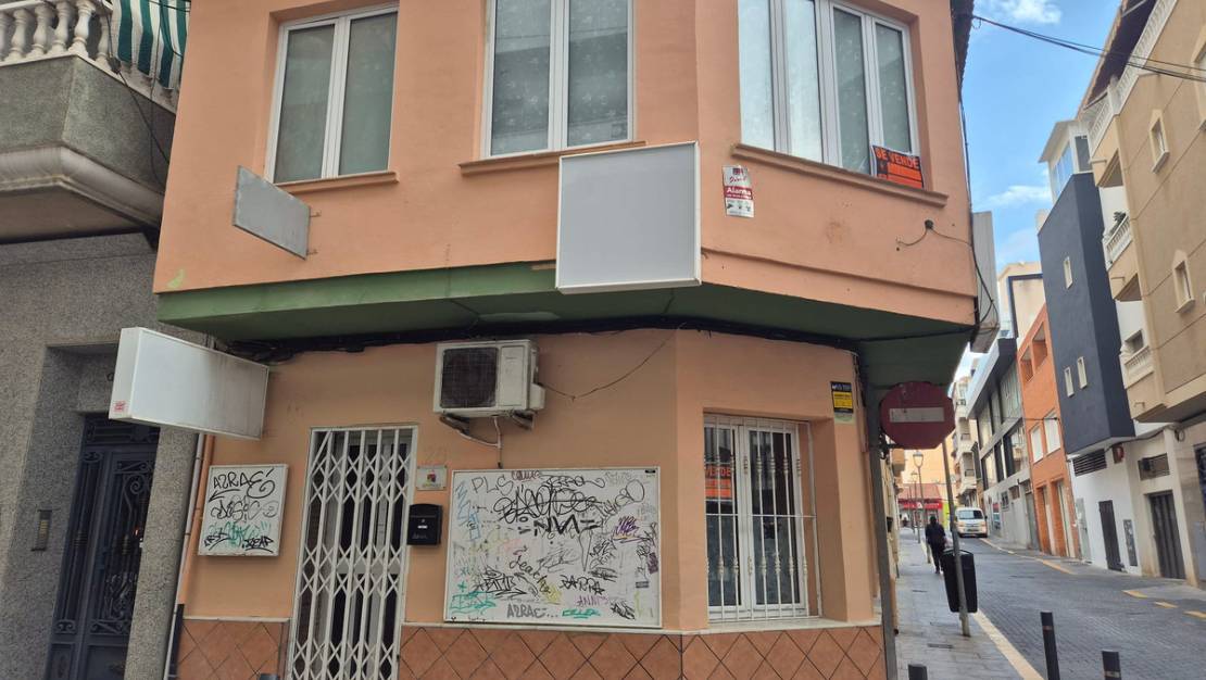 Sale - Town House - Torrevieja - Torrevieja Centro