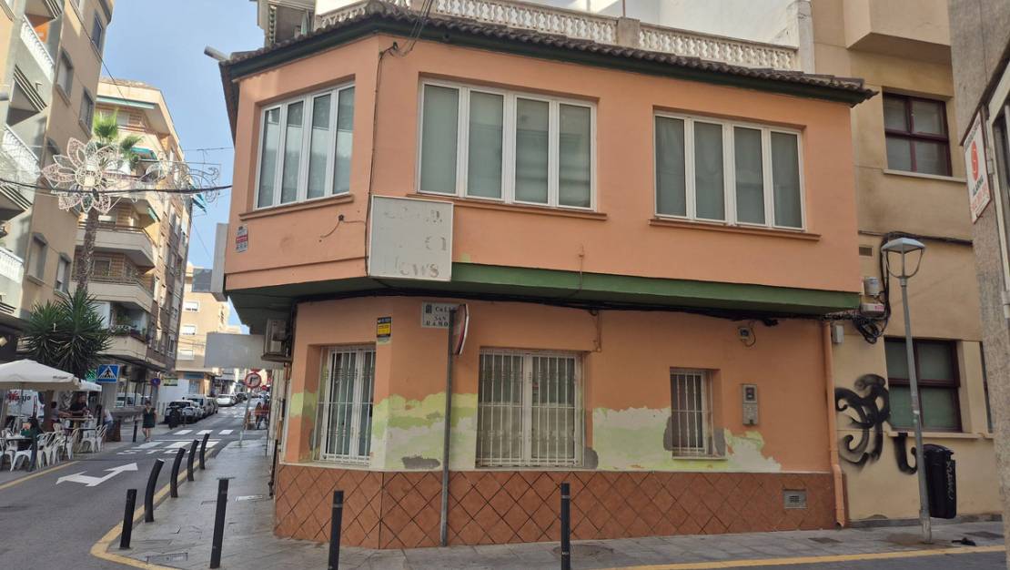 Sale - Town House - Torrevieja - Torrevieja Centro