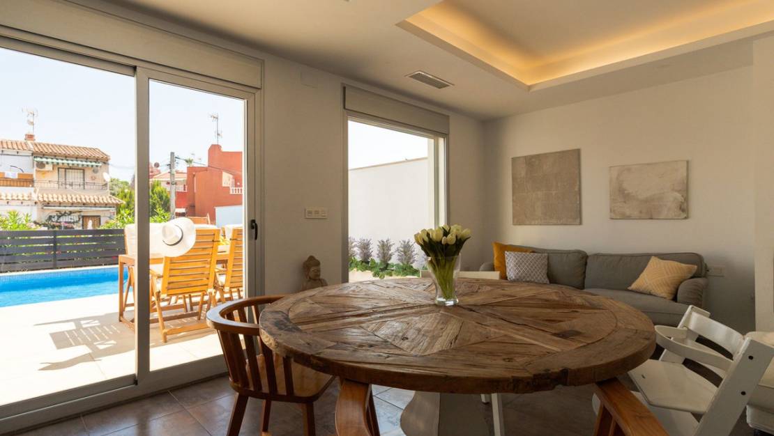 Sale - Town House - Torrevieja - Torrevieja Centro