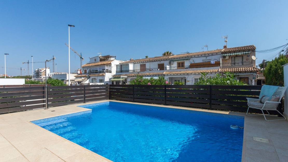 Sale - Town House - Torrevieja - Torrevieja Centro