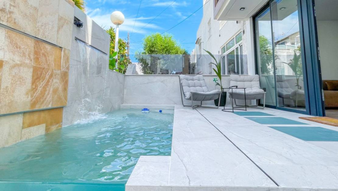Sale - Town House - Torrevieja - Torrevieja Centro