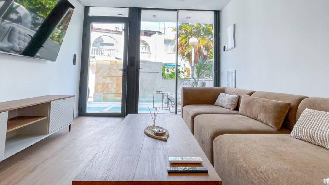 Sale - Town House - Torrevieja - Torrevieja Centro