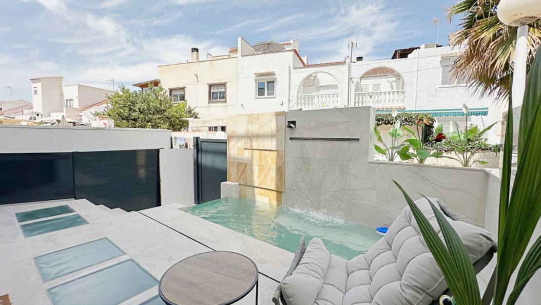 Sale - Town House - Torrevieja - Torrevieja Centro