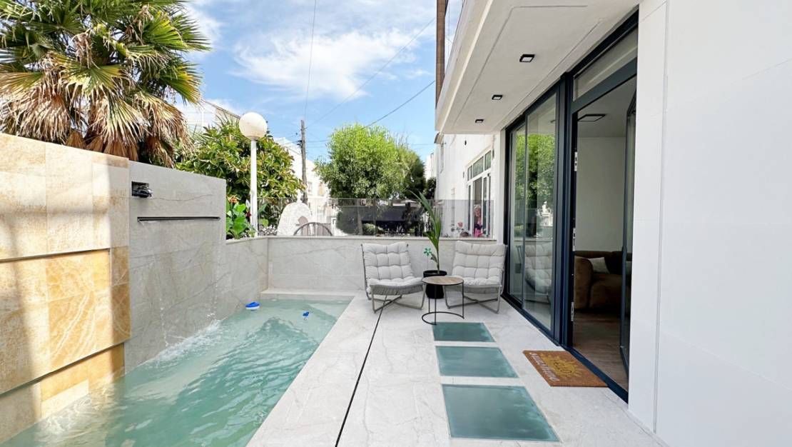 Sale - Town House - Torrevieja - Torrevieja Centro