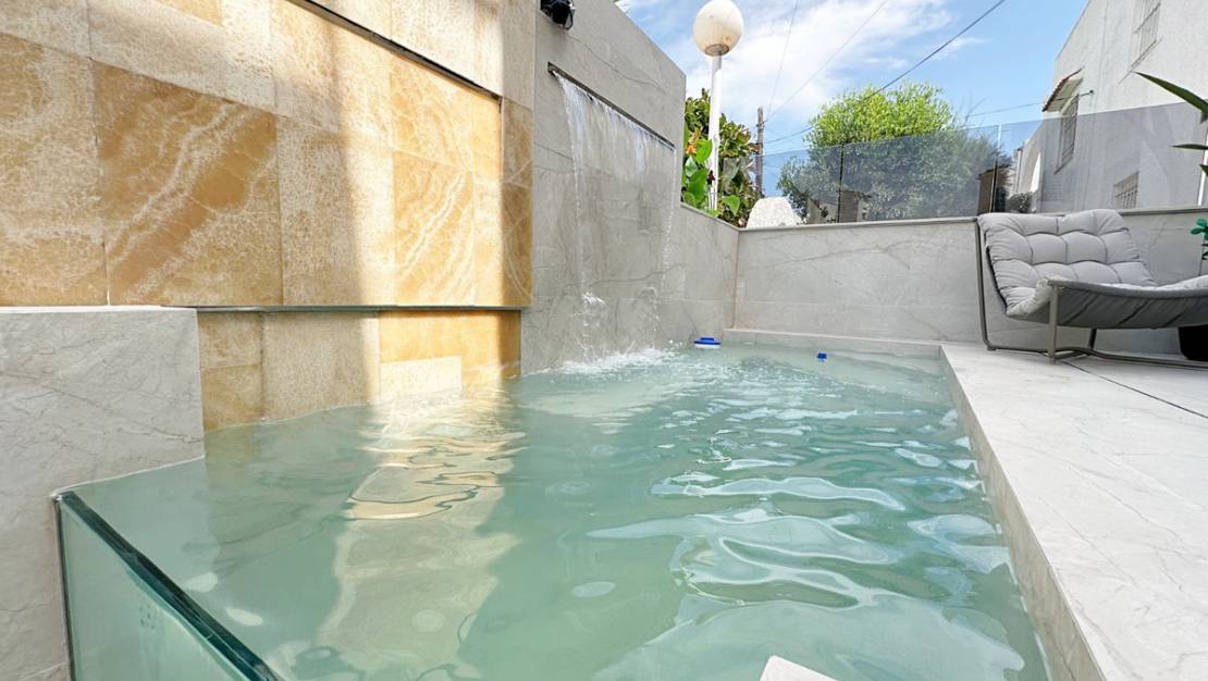 Sale - Town House - Torrevieja - Torrevieja Centro