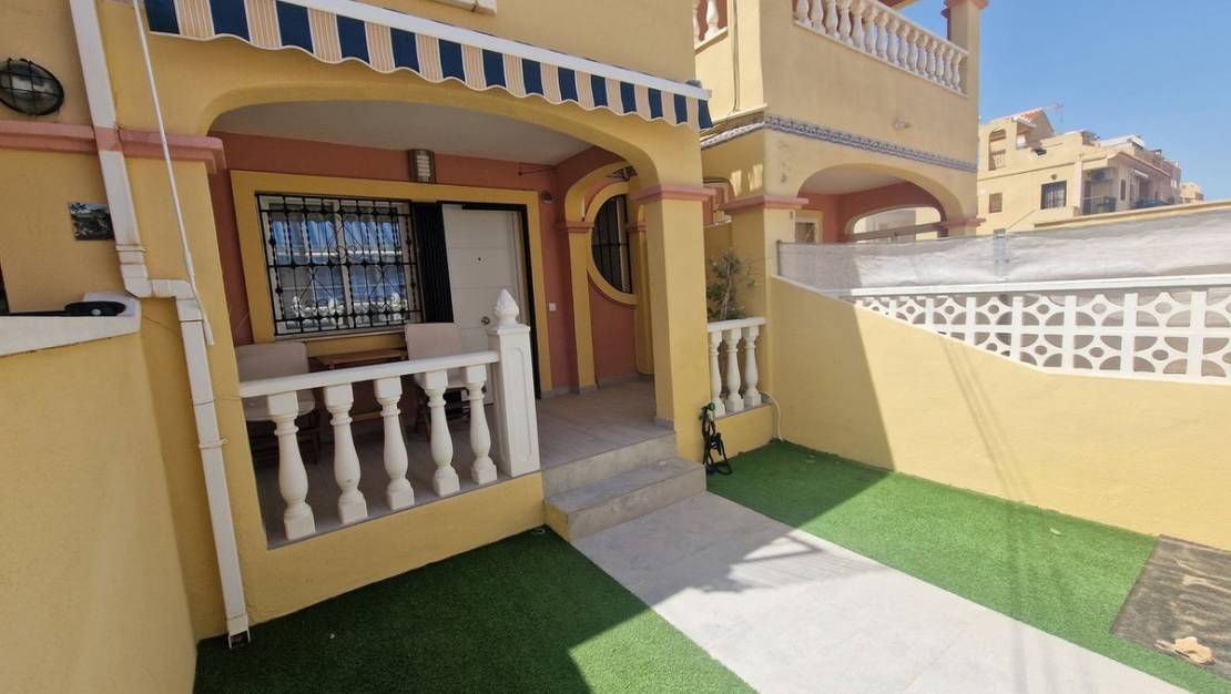Sale - Town House - Torrevieja - Torrevieja Centro