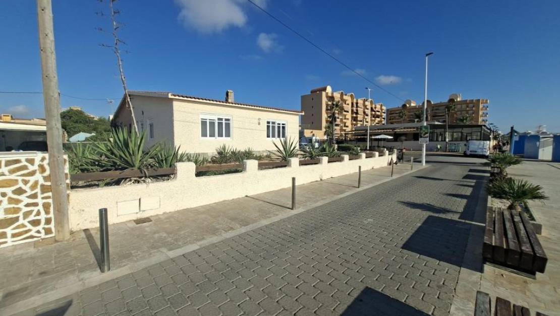 Sale - Town House - Torrevieja - Torrevieja Centro