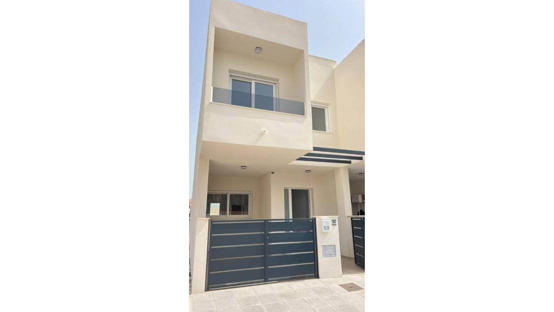 Sale - Townhouse / Semi-detached - Pilar de la Horadada - Pilar de la Horadada Alicante