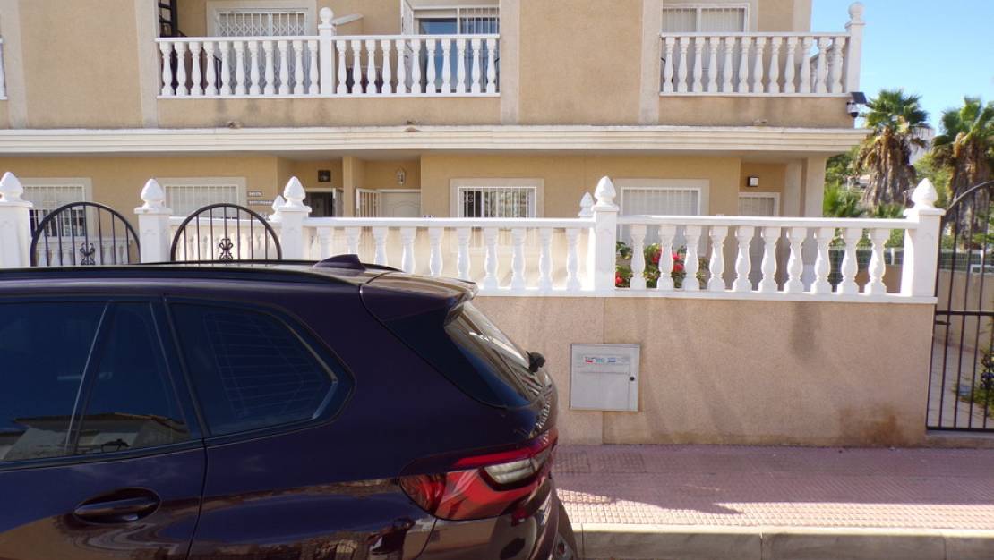 Sale - Townhouse - Villamartin