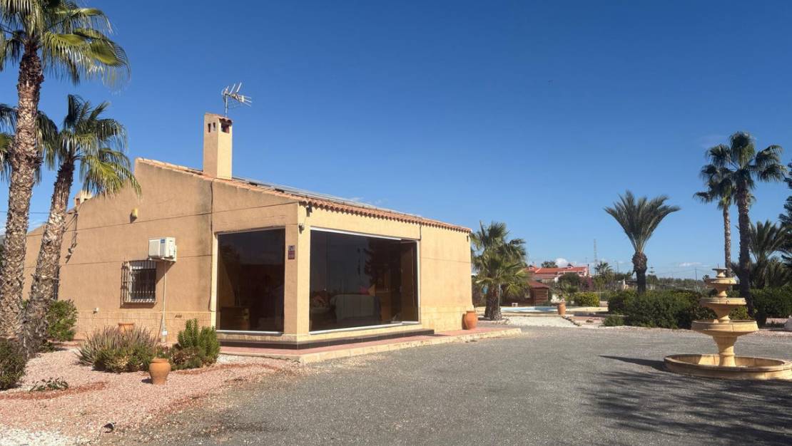 Sale - Villa - Albatera - Albatera Centro