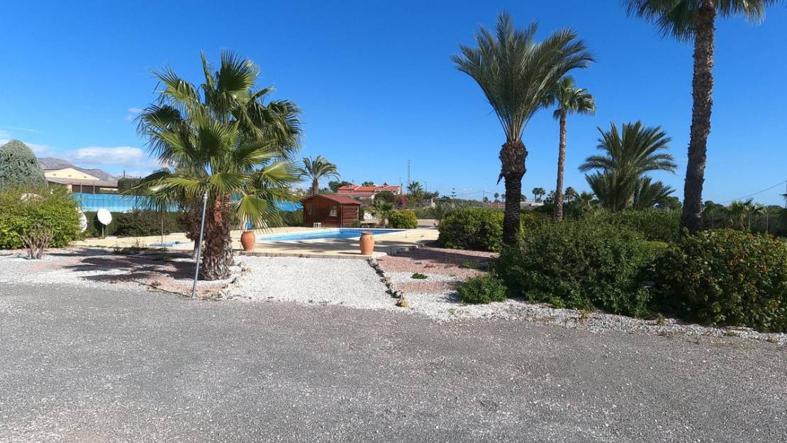 Sale - Villa - Albatera - Albatera Centro