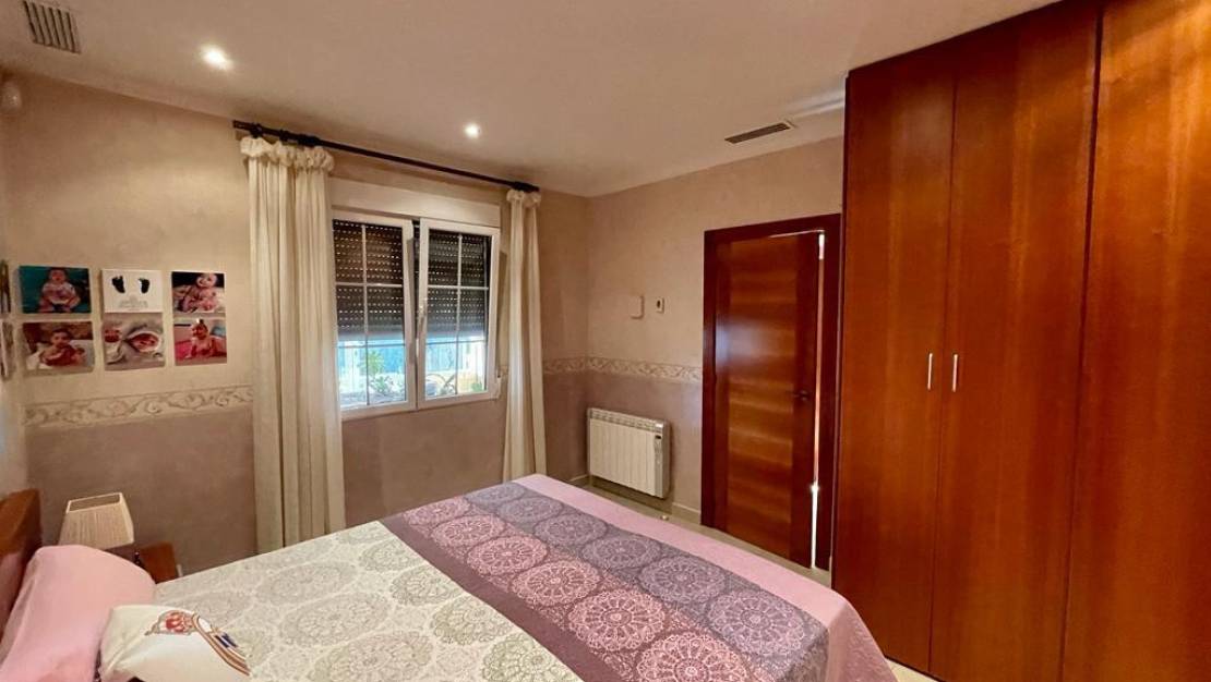 Sale - Villa - Albatera - Albatera Centro