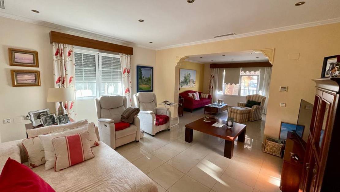Sale - Villa - Albatera - Albatera Centro