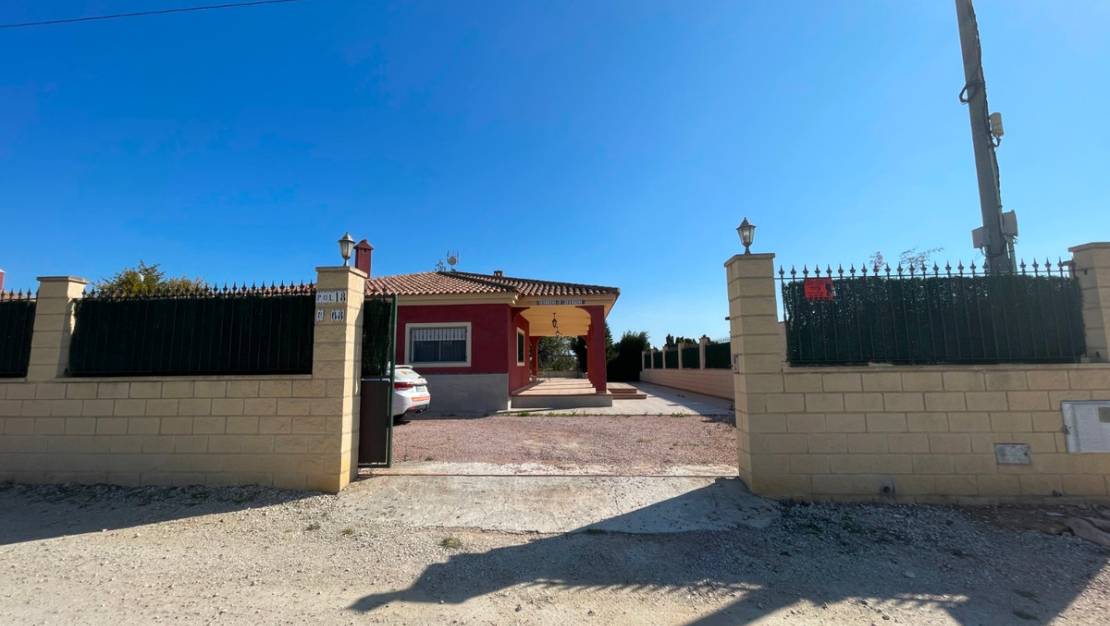 Sale - Villa - Albatera - Albatera Centro