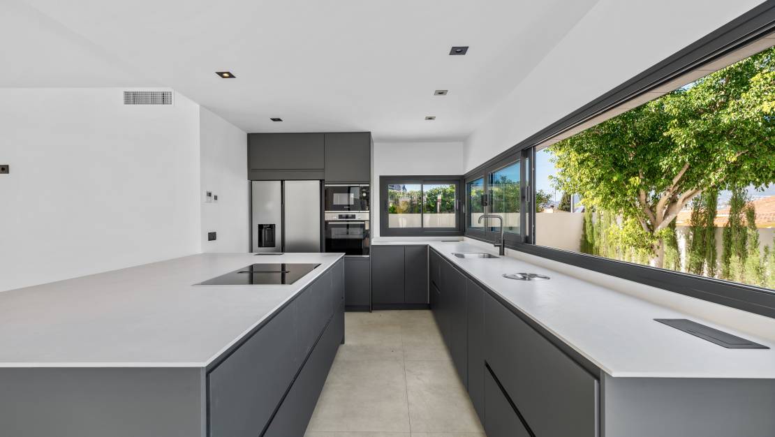Sale - Villa - Albir