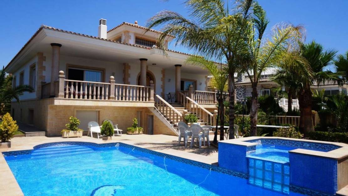 Sale - Villa - Alfaz del Pi