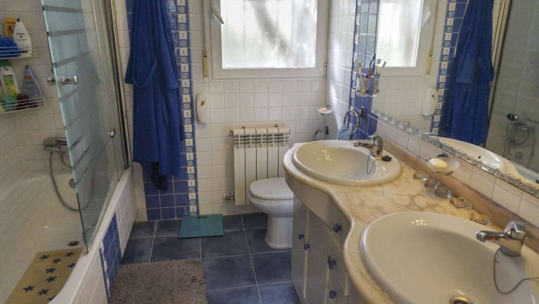 Sale - Villa - Alfaz del Pi