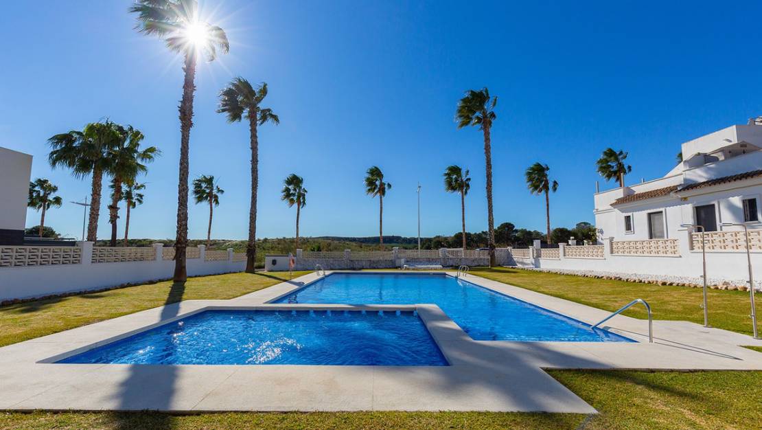 Sale - Villa - Algorfa - La finca golf