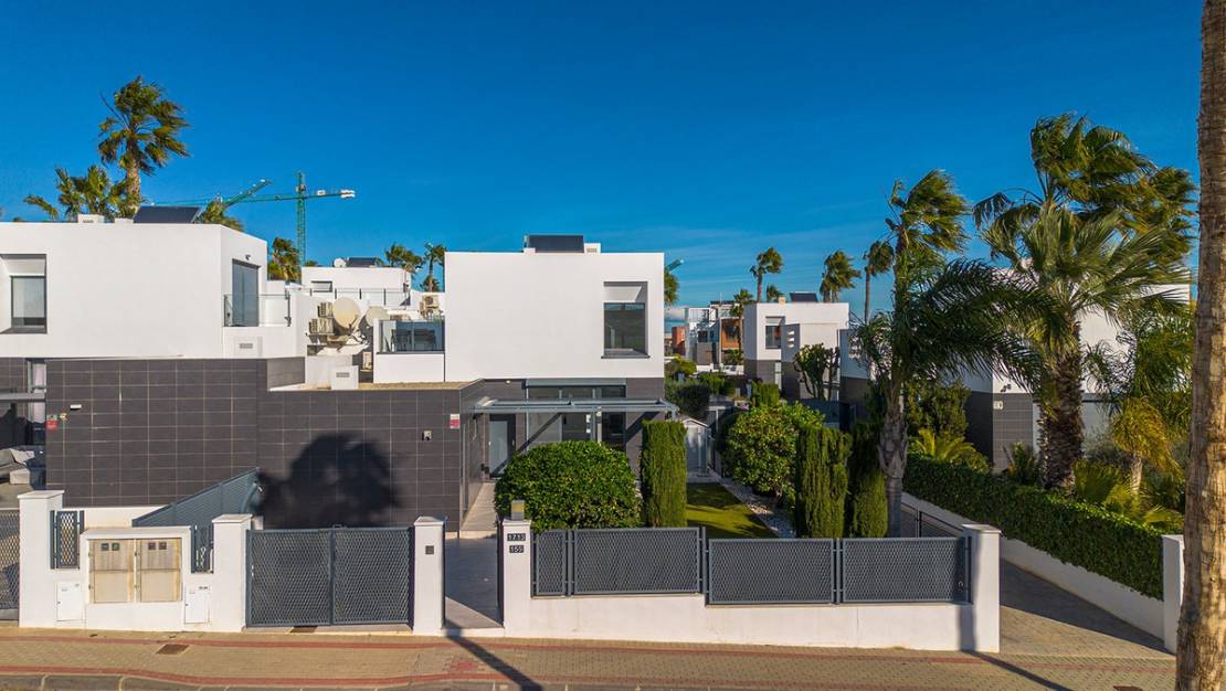 Sale - Villa - Algorfa - La finca golf