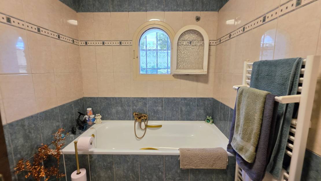 Sale - Villa - Algorfa - Montemar