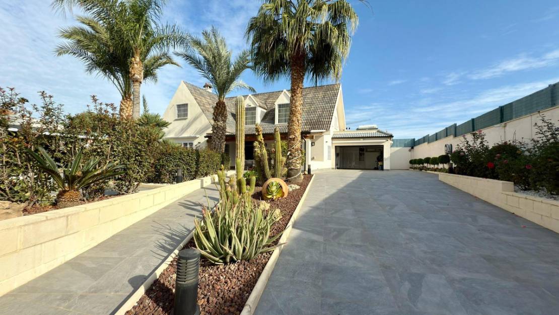 Sale - Villa - Alicante - Alicante Centro