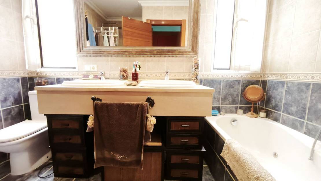 Sale - Villa - Alicante - Alicante Centro