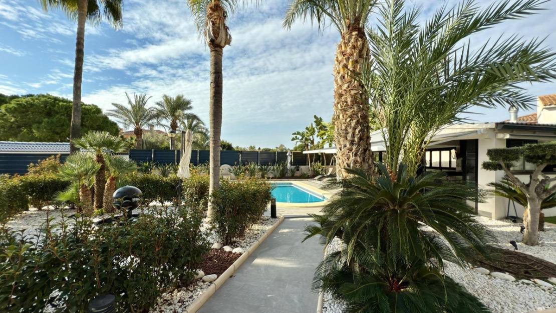 Sale - Villa - Alicante - Alicante Centro